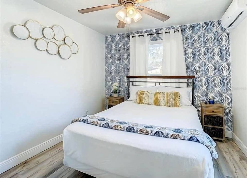 1887 Springtime Ave - Photo 3 of 7