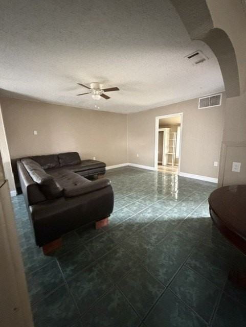 705 E 22nd St - Photo 3 of 7