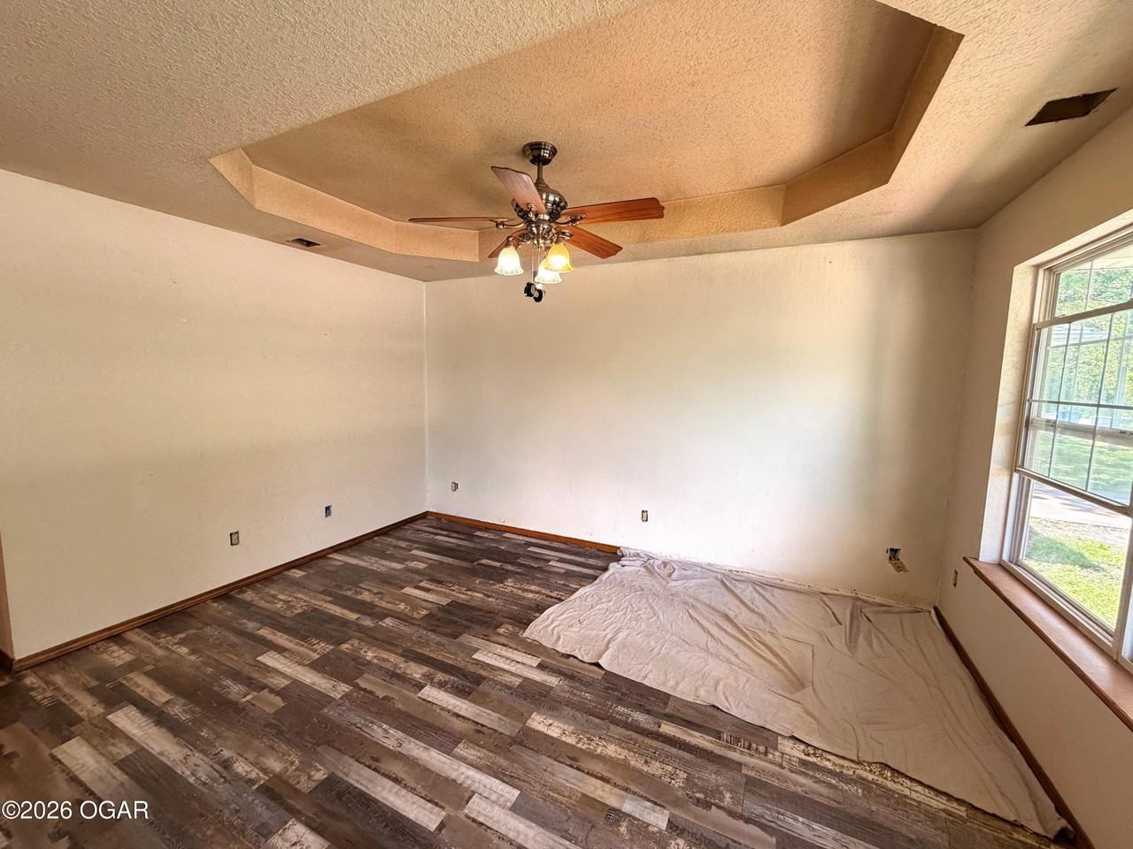 623 Valley View St - Photo 2 of 9