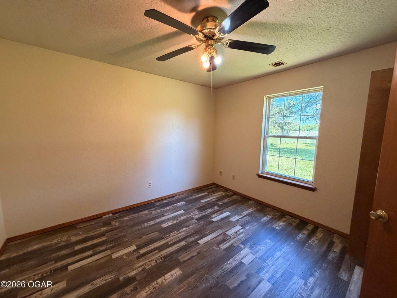 623 Valley View St - Photo 6 of 9