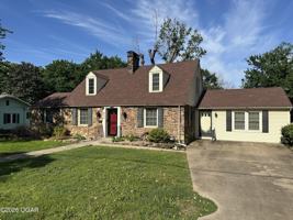 featured image of 630 Oak Ridge Dr