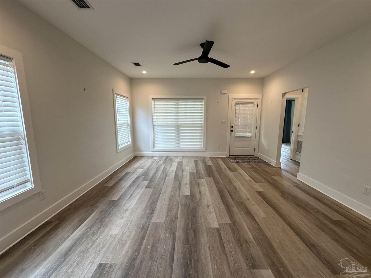 1109 E Leonard St - Photo 2 of 22