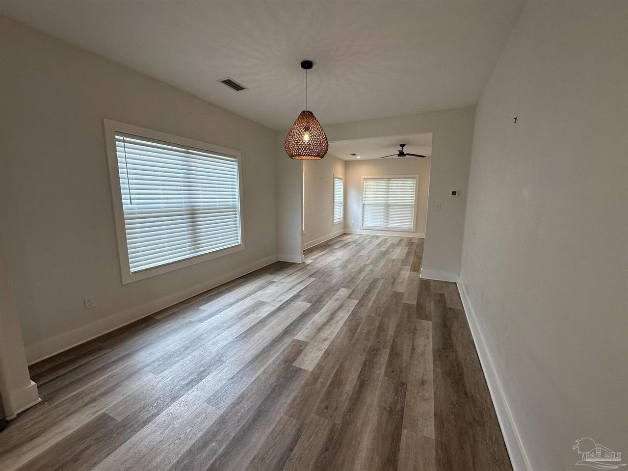 1109 E Leonard St - Photo 4 of 22