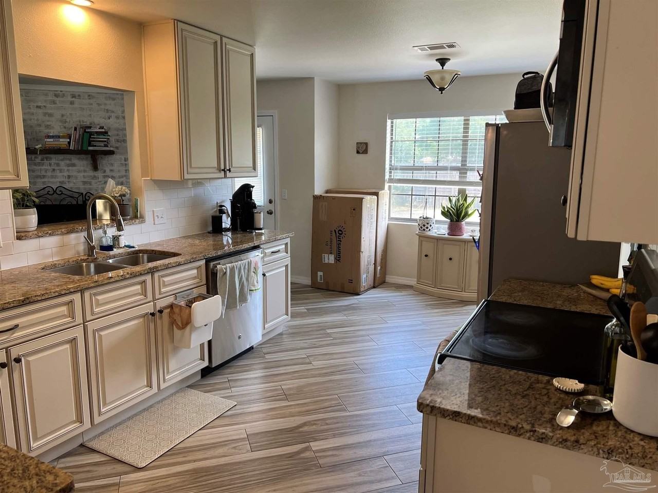 4207 Cherry Laurel Dr - Photo 4 of 22