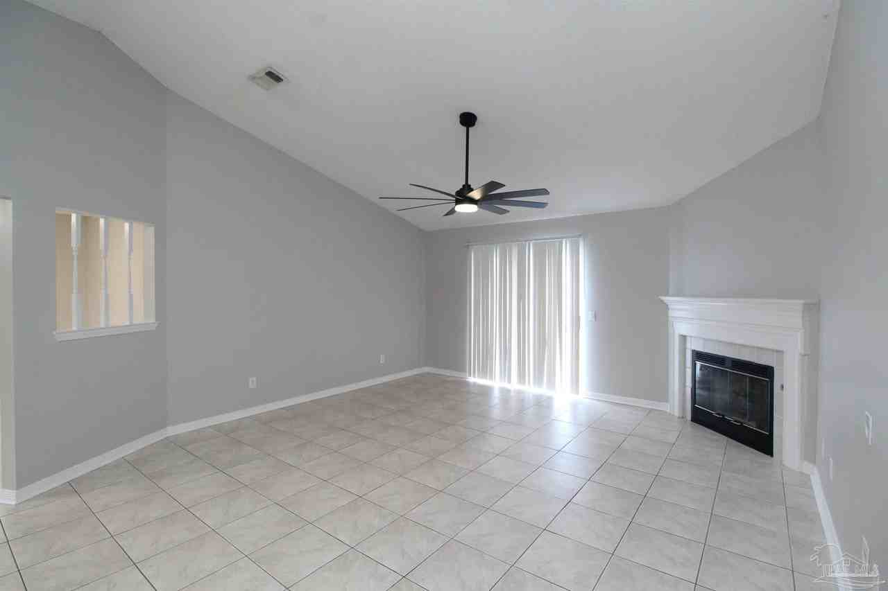 1713 Cahaba Cir - Photo 3 of 16