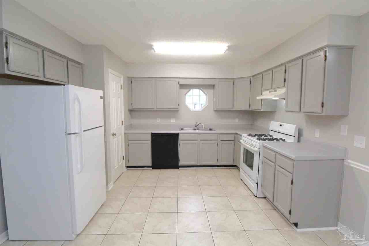 1713 Cahaba Cir - Photo 6 of 16