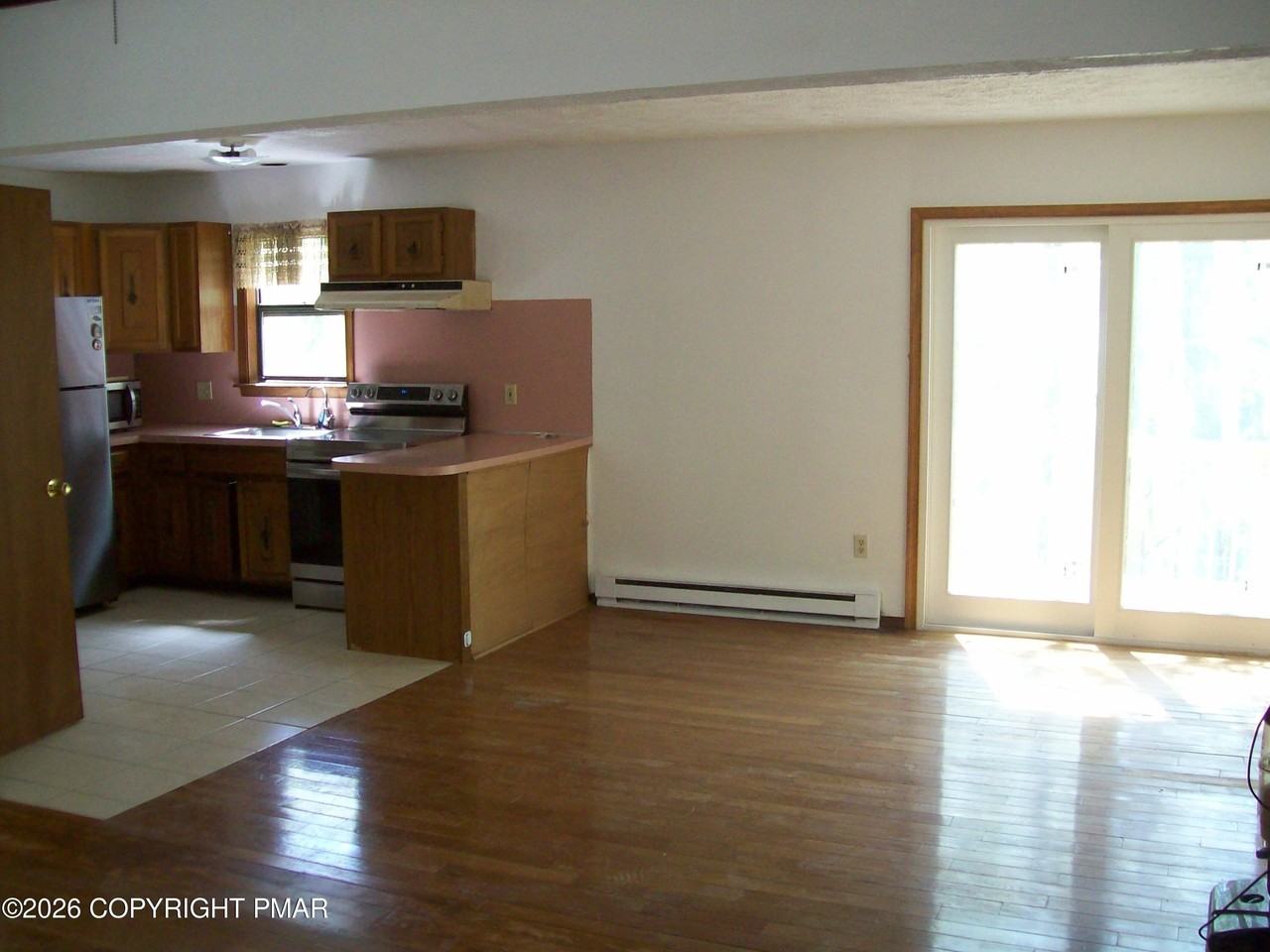 173 Hyland Dr - Photo 5 of 21