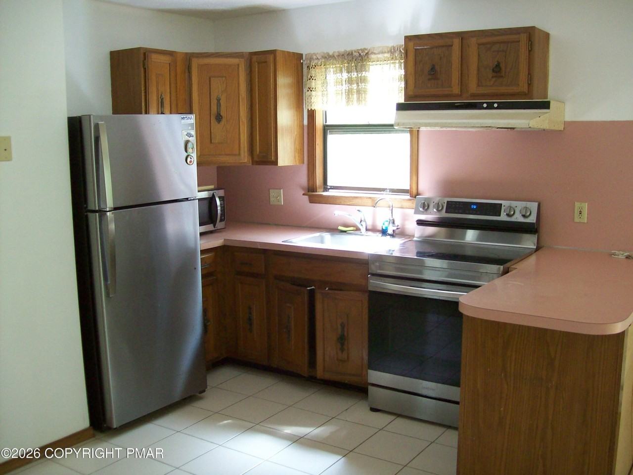 173 Hyland Dr - Photo 6 of 21