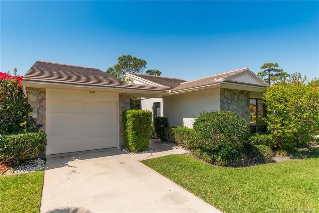 2621 Sw Egret Pond Cir - Photo 2 of 23
