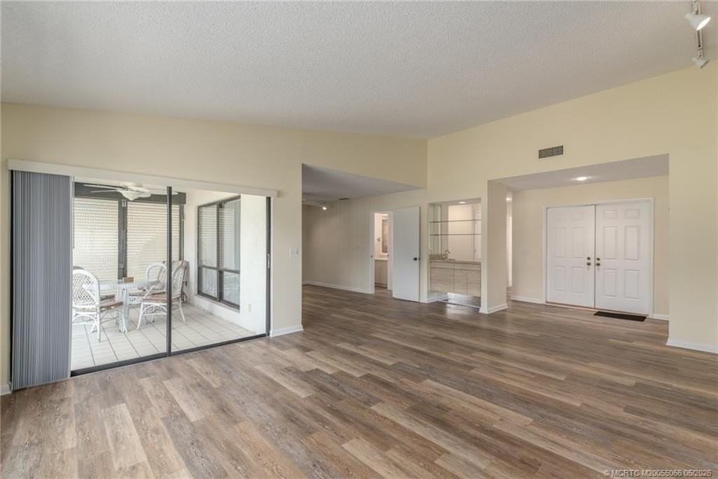 2621 Sw Egret Pond Cir - Photo 5 of 23