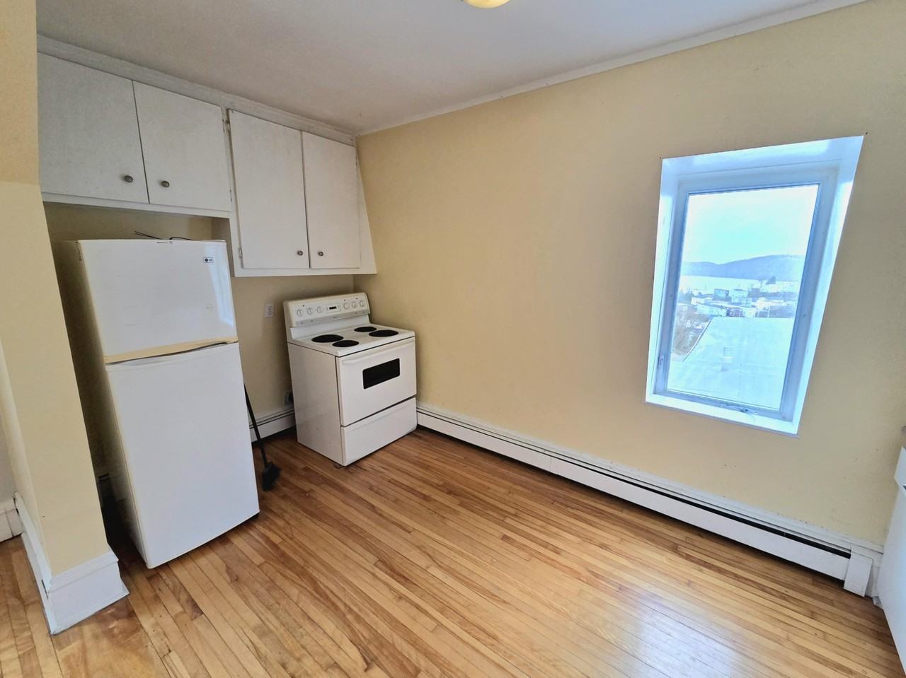 173 Douglas Ave #3 - Photo 2 of 12