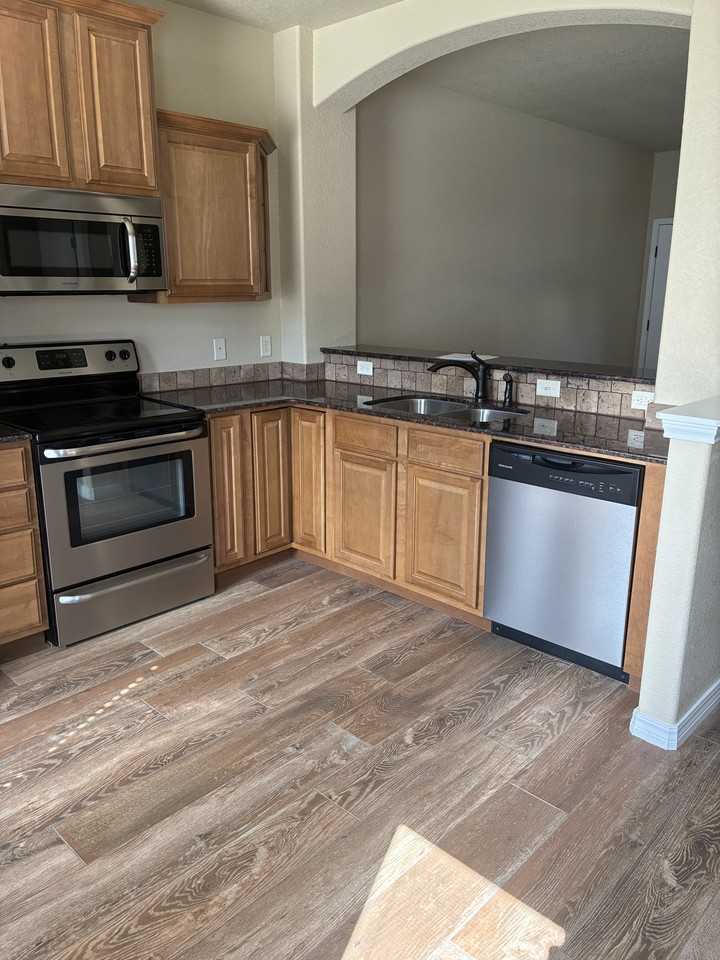 S 66th St #3513A - Photo 3 of 10