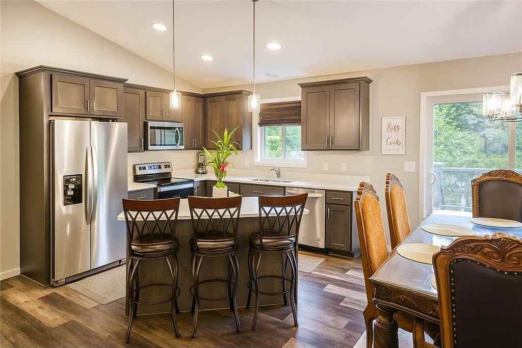 18150 County St - Photo 5 of 20