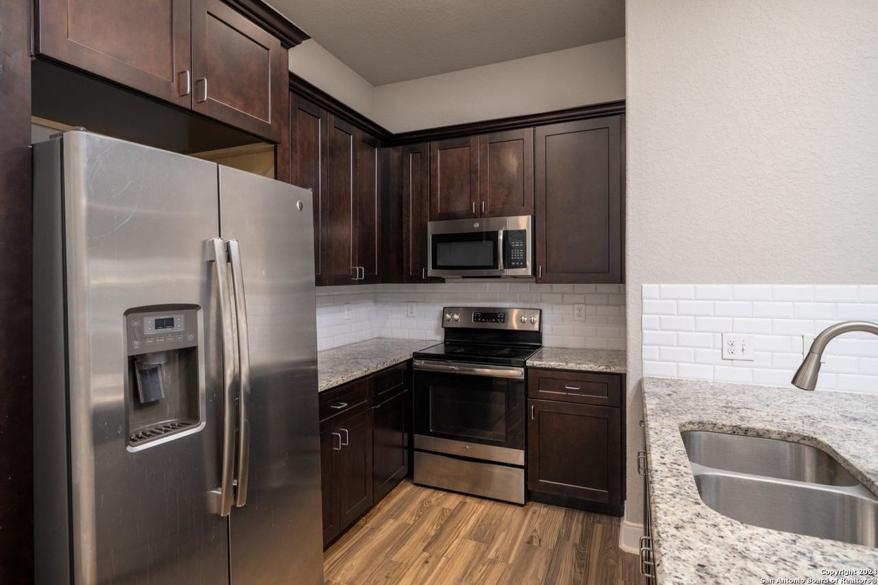 3067 View Ridge Dr #10 - Photo 7 of 20