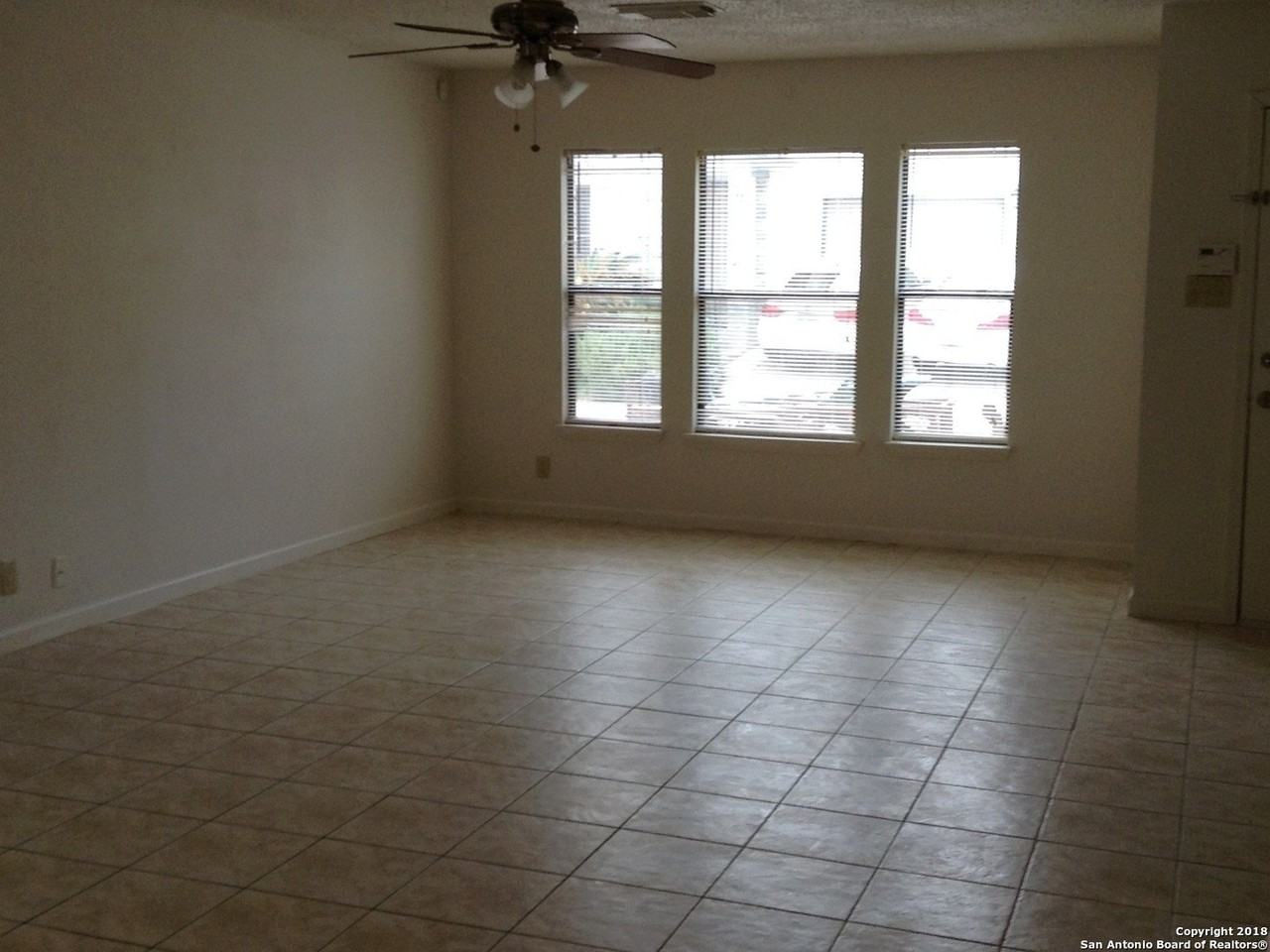 8926 Breezefield - Photo 6 of 23