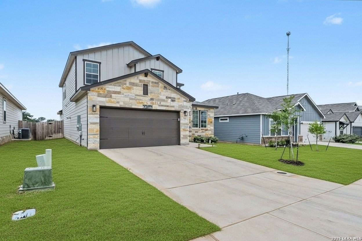 16515 Rosemary Rdg - Photo 2 of 27