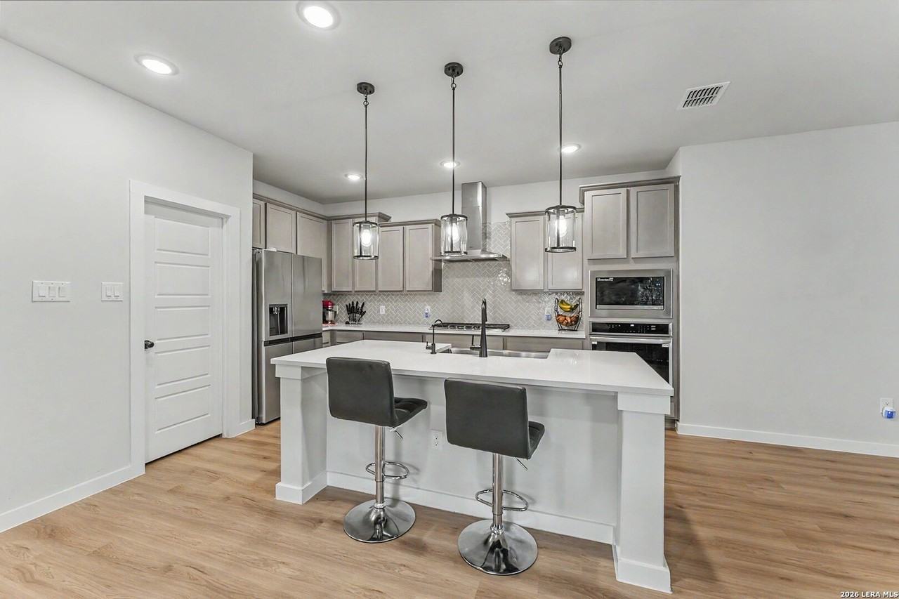 16515 Rosemary Rdg - Photo 5 of 27