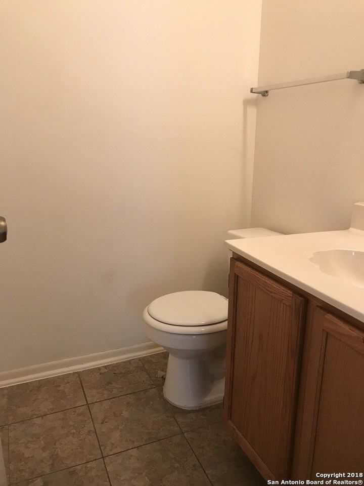 8115 Grimchester - Photo 4 of 15