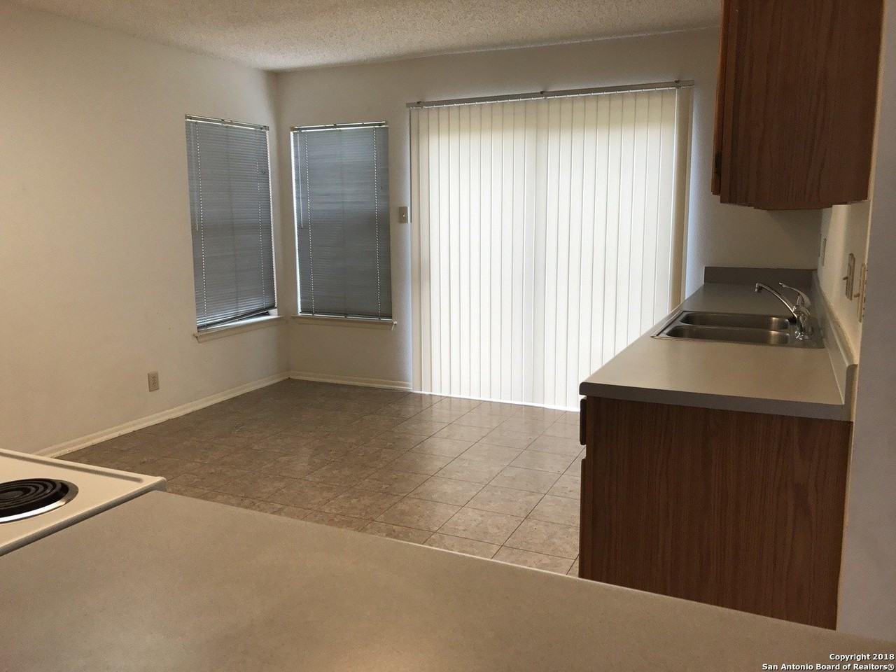 8115 Grimchester - Photo 5 of 15