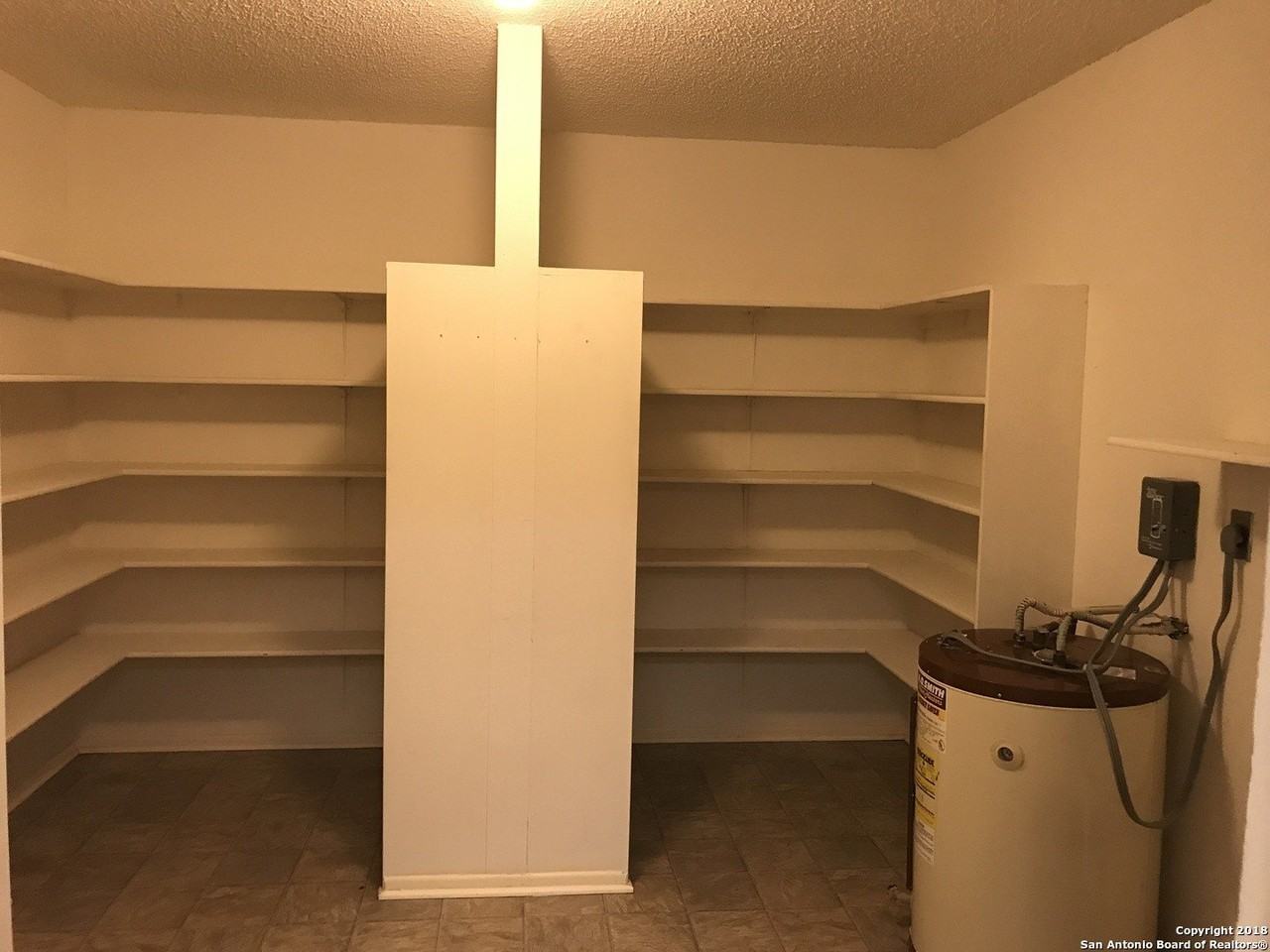 8115 Grimchester - Photo 7 of 15