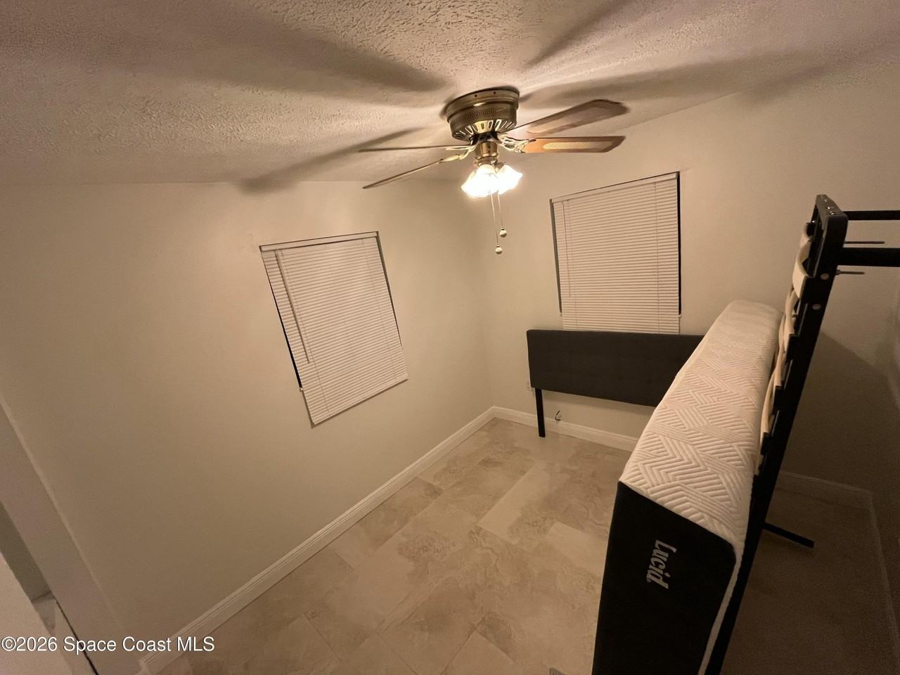 303 Princeton Ave - Photo 3 of 16