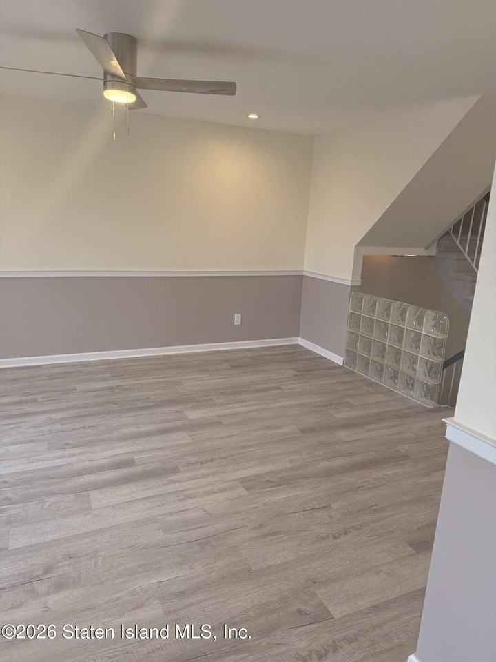 97 Commodore Dr - Photo 6 of 13