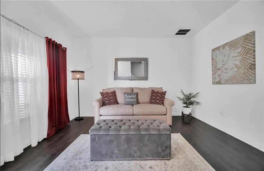 1640 Perla Dr #1 - Photo 5 of 10