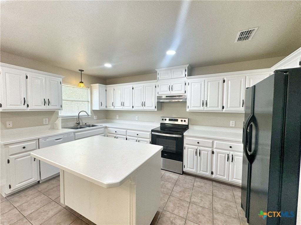 2062 N Ranch Estates Blvd - Photo 5 of 32
