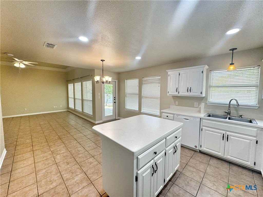 2062 N Ranch Estates Blvd - Photo 7 of 32