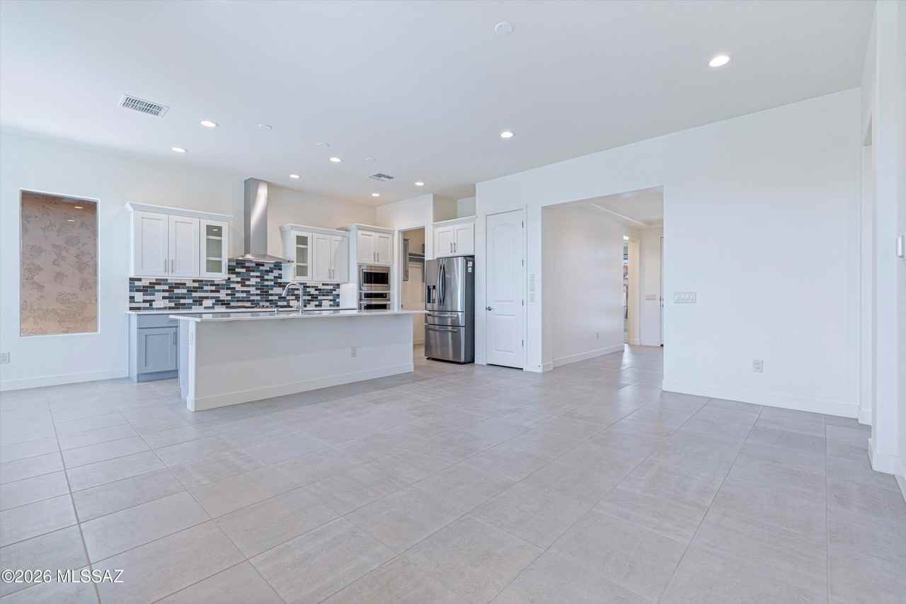 30660 S Osprey Dr - Photo 3 of 34