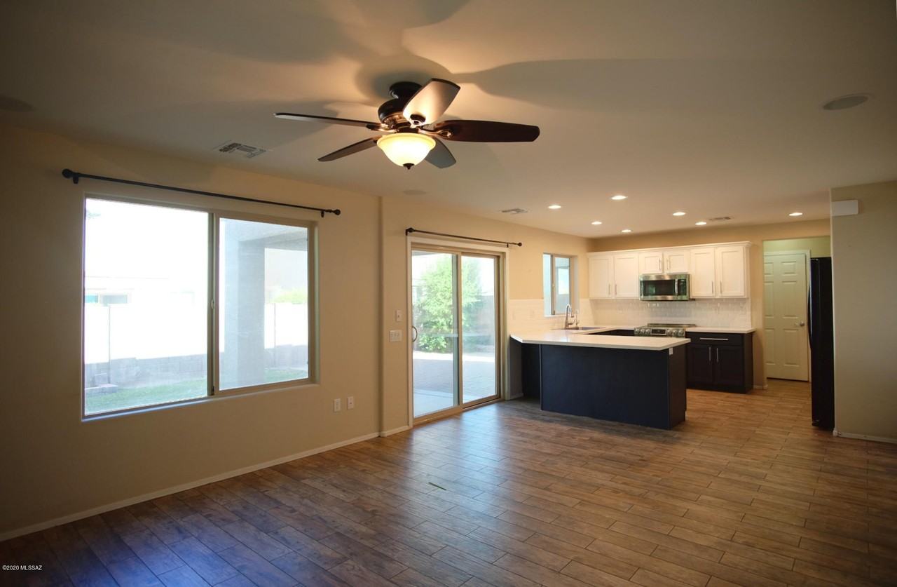 5741 S Ladyslipper Pl - Photo 4 of 40