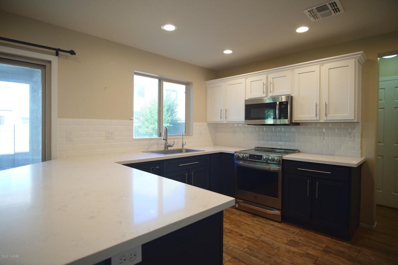 5741 S Ladyslipper Pl - Photo 6 of 40