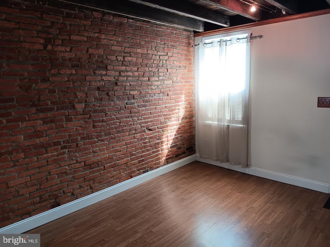 1026 Patapsco St - Photo 3 of 23