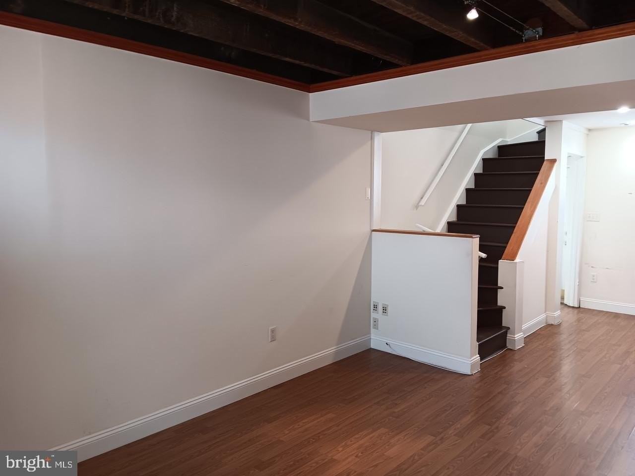 1026 Patapsco St - Photo 5 of 23