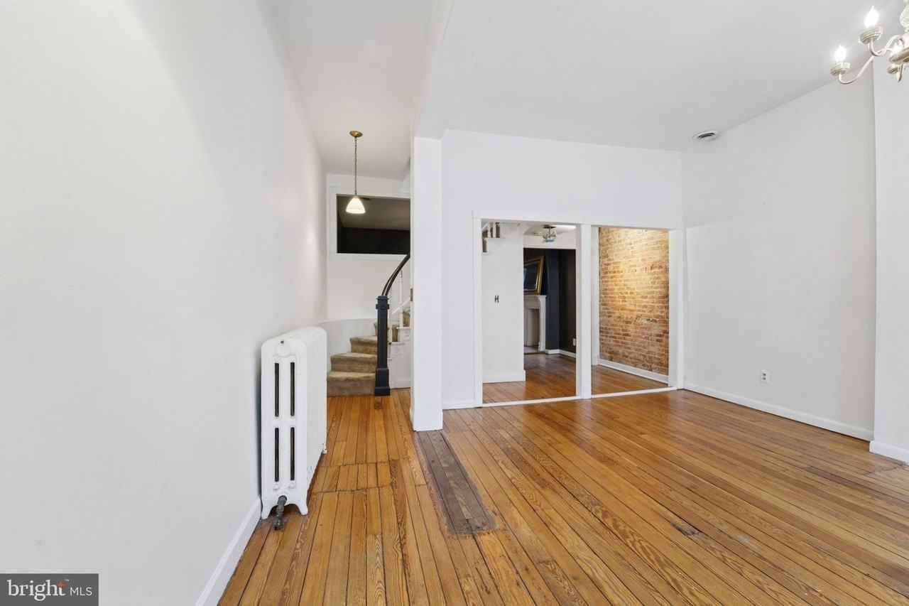 2206 E Baltimore St - Photo 7 of 40