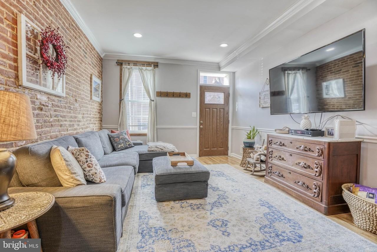 3308 Odonnell St - Photo 5 of 50