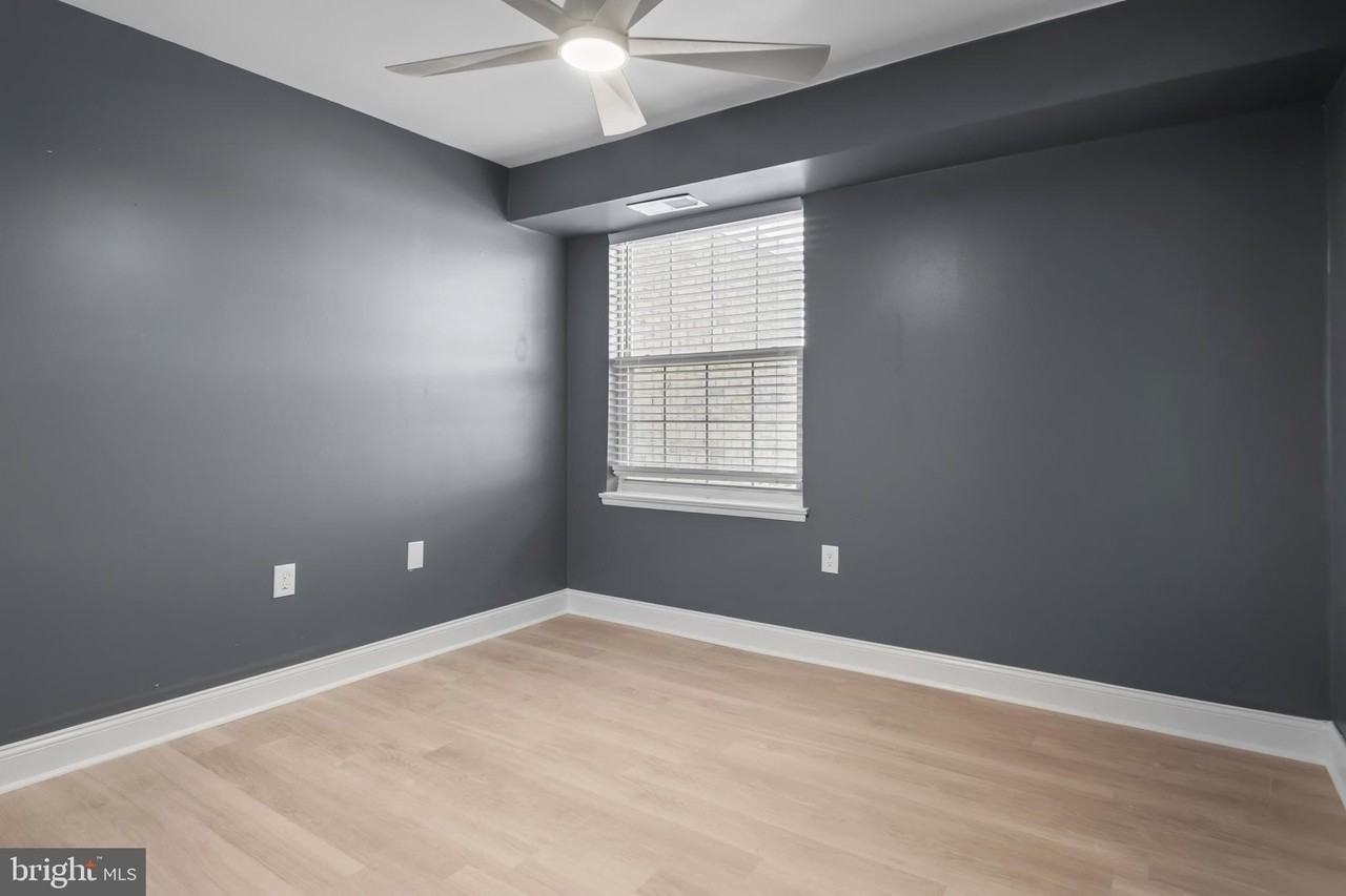 2 Mountbatten Ct - Photo 6 of 13