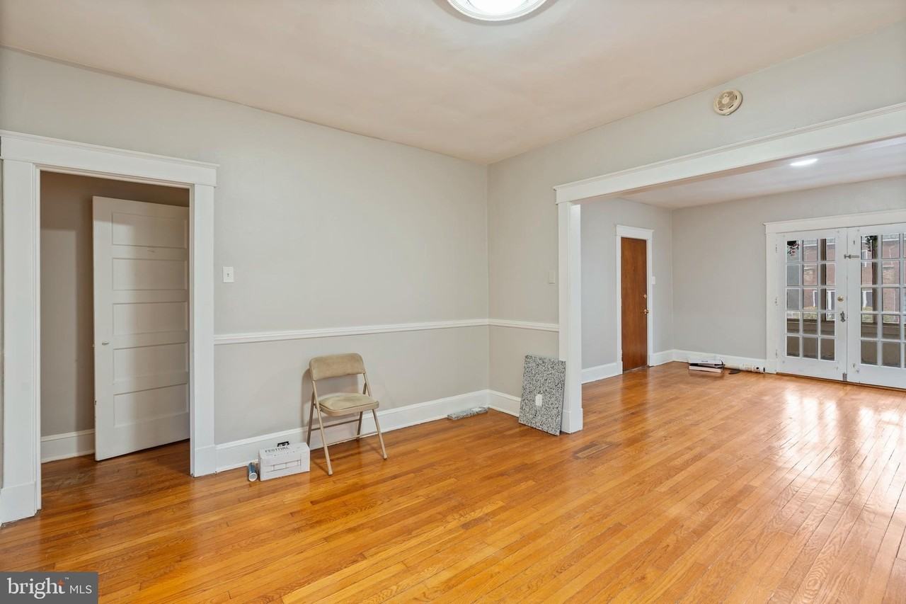 639 Plymouth Rd - Photo 6 of 16