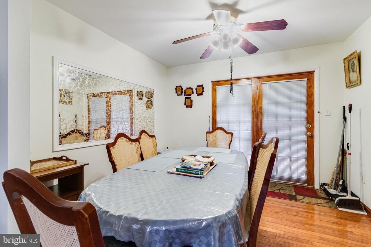 8050 Pomfret Rd - Photo 6 of 26