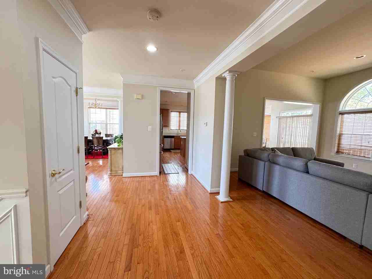 198 Hidden Forest Ct - Photo 4 of 50