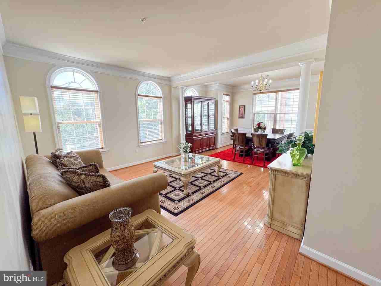 198 Hidden Forest Ct - Photo 5 of 50