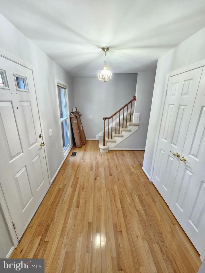 11321 Classical Ln - Photo 4 of 50