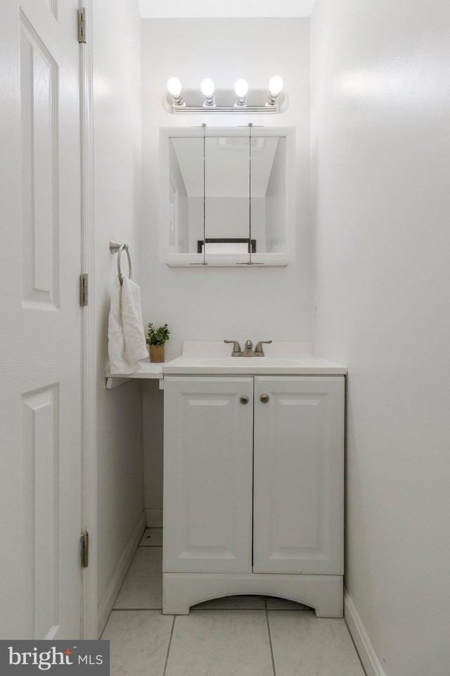 5004 Roanoke Pl - Photo 5 of 25
