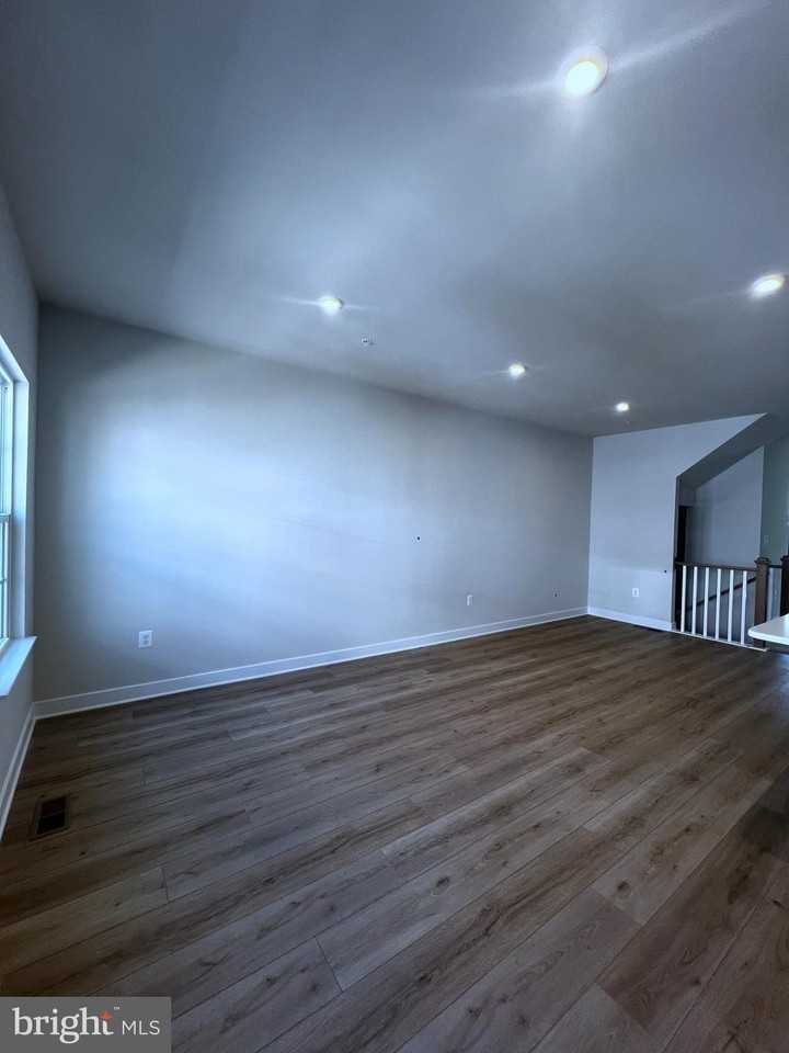 10913 Blanton Way - Photo 7 of 27
