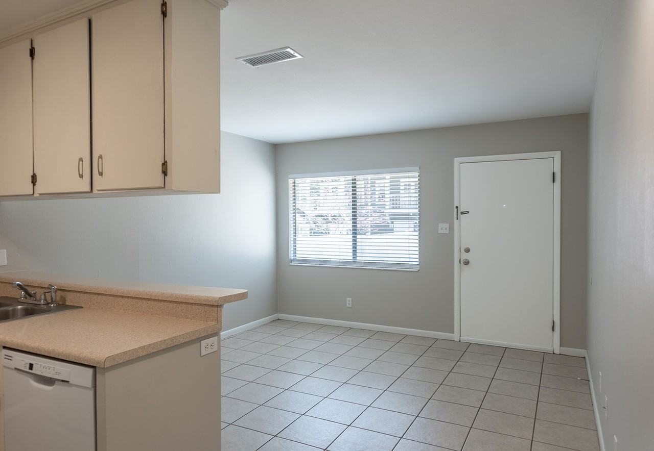 Hayden Road - 414 E #414E - Photo 2 of 24