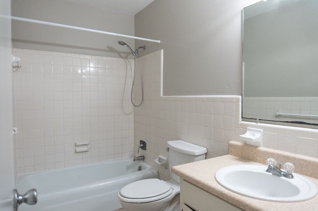 Hayden Road - 414 E #414E - Photo 5 of 24