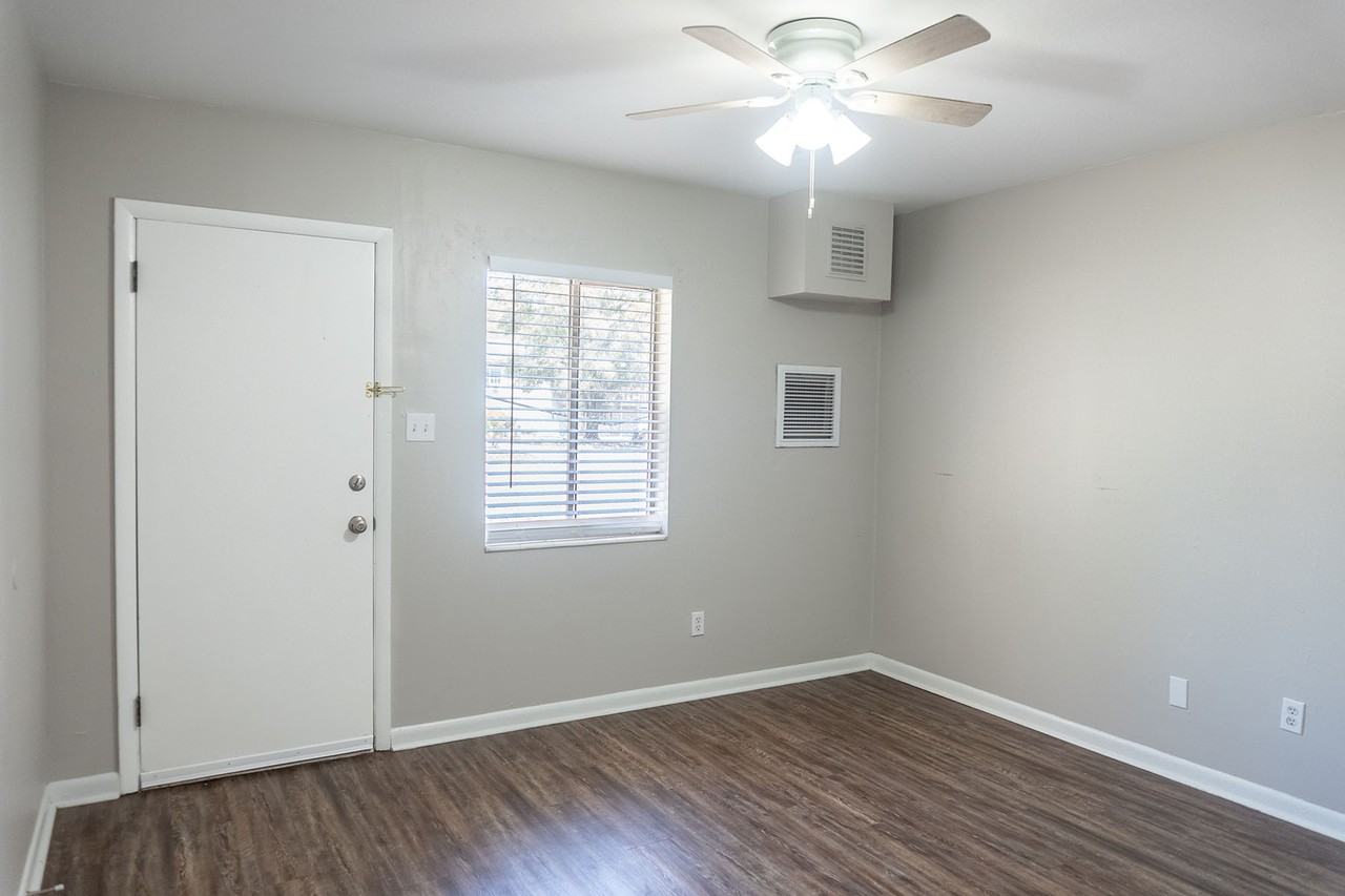Hayden Road - 414 E #414E - Photo 6 of 24