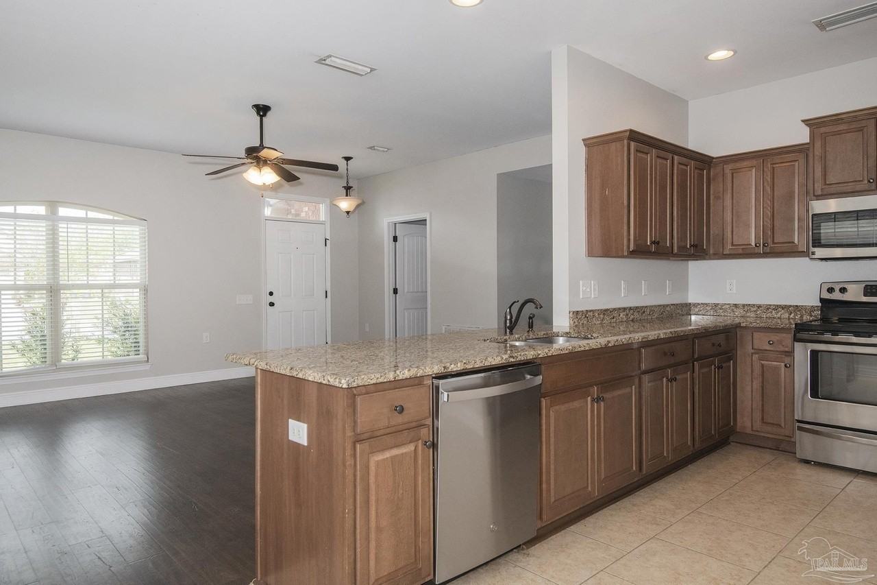5785 Jade Moon Cir #380 - Photo 3 of 27