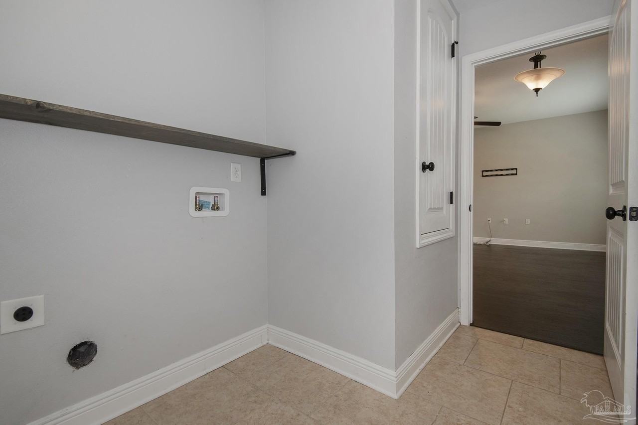 5785 Jade Moon Cir #380 - Photo 5 of 27