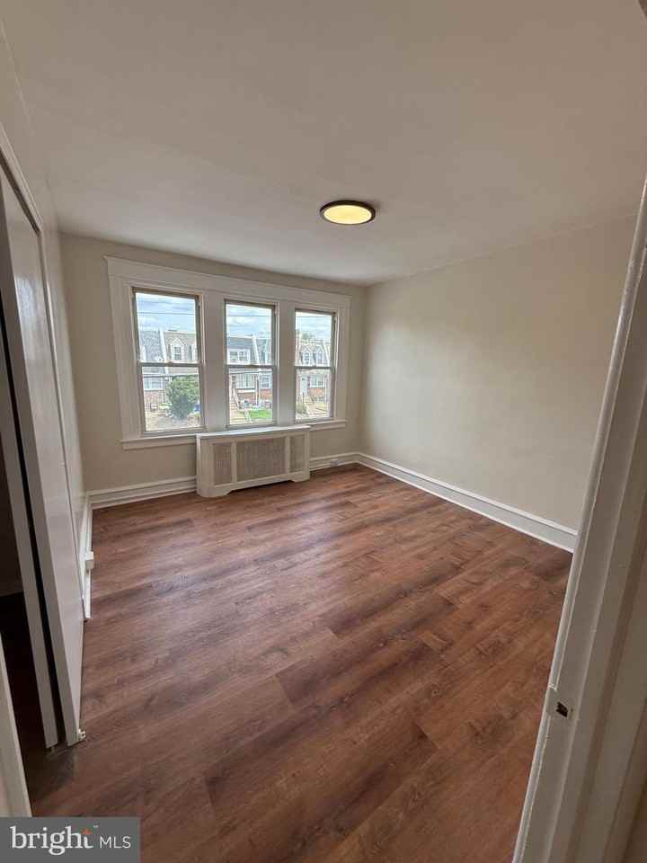 1330 E Luzerne St #2 - Photo 6 of 6